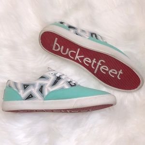 🔥 Bucket Feet Canvas Sneakers